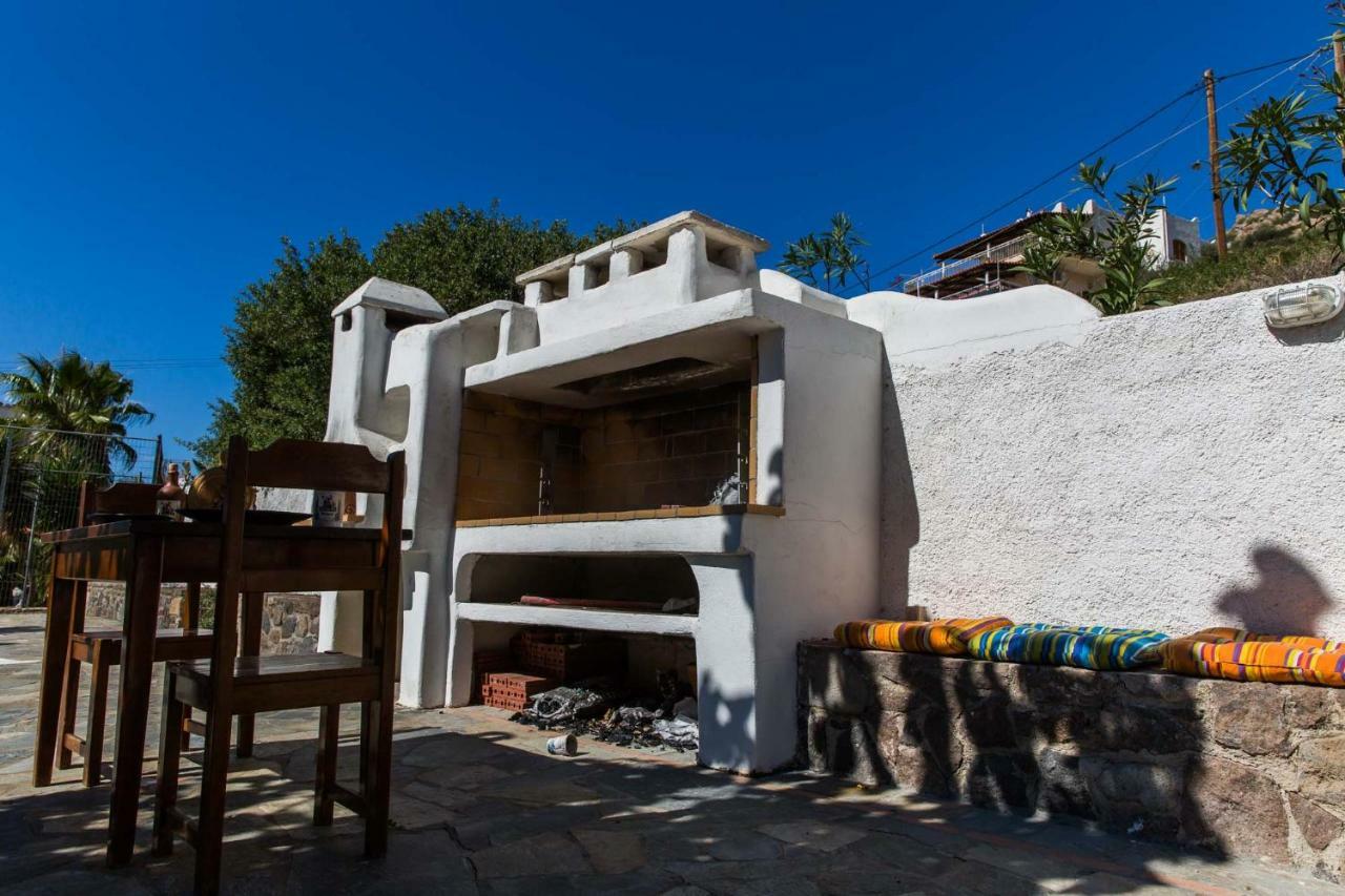 Villa Euphoria In Aegina, A' Marathonas Bay Exterior foto